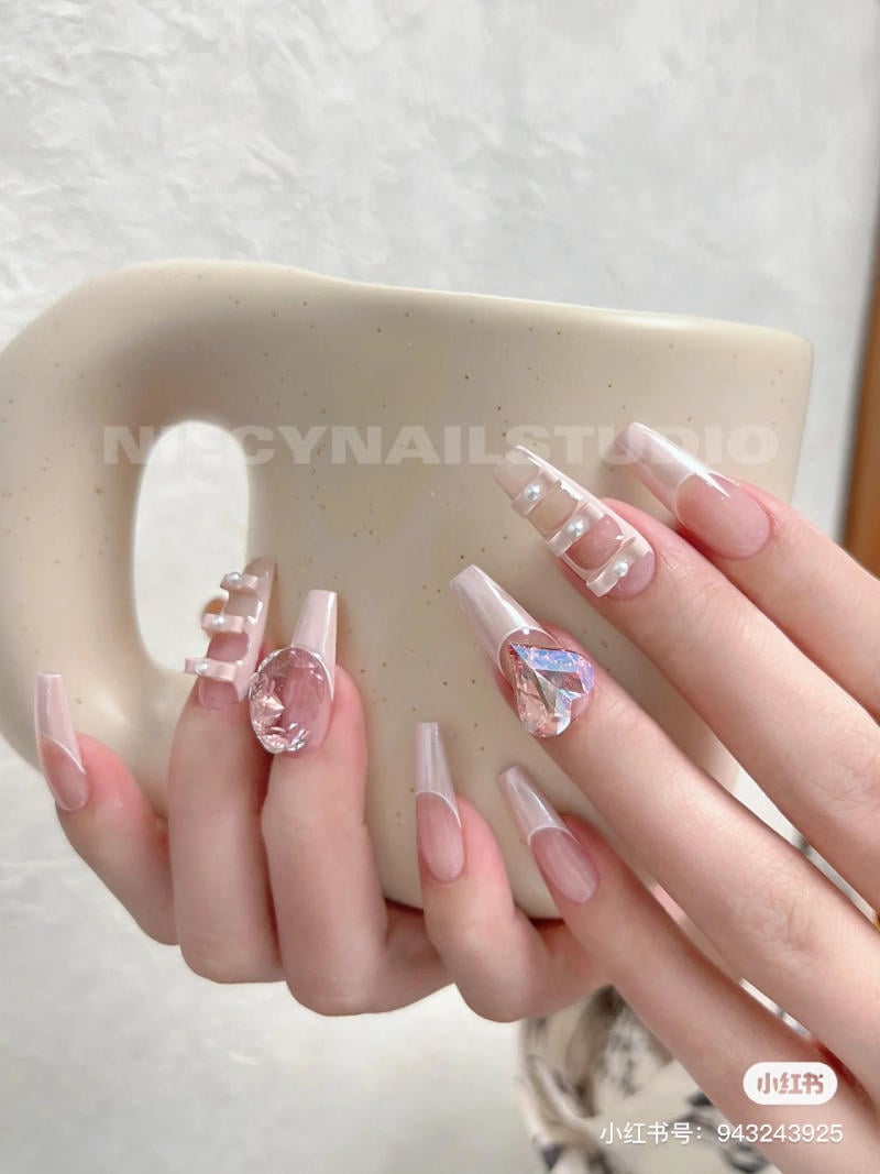 mau-nail-nhe-nhang-cardina__86__db8de77f05a04a8a9d13e8422cb1f348 Mẫu nail nhẹ nhàng đi làm
