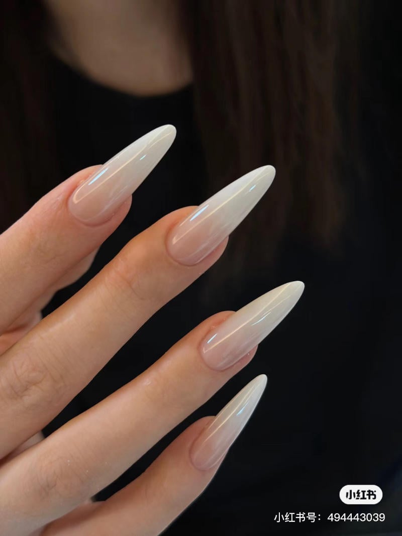 mau-nail-obmre__8__ee4d149676a14f86840a331a53b5a7f2 mẫu nail ombre