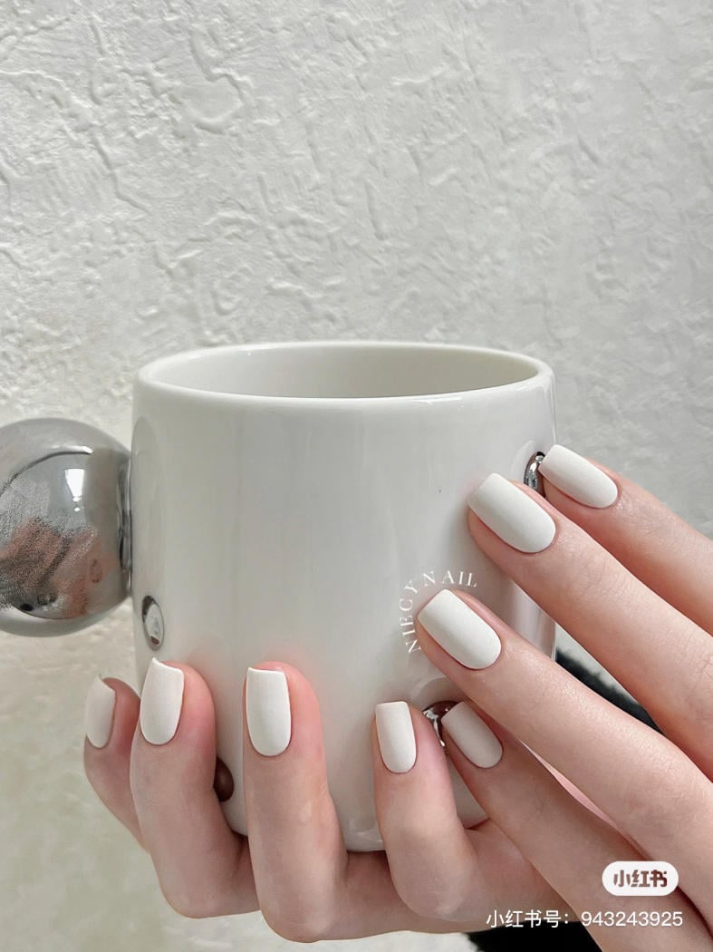 mẫu nail trắng