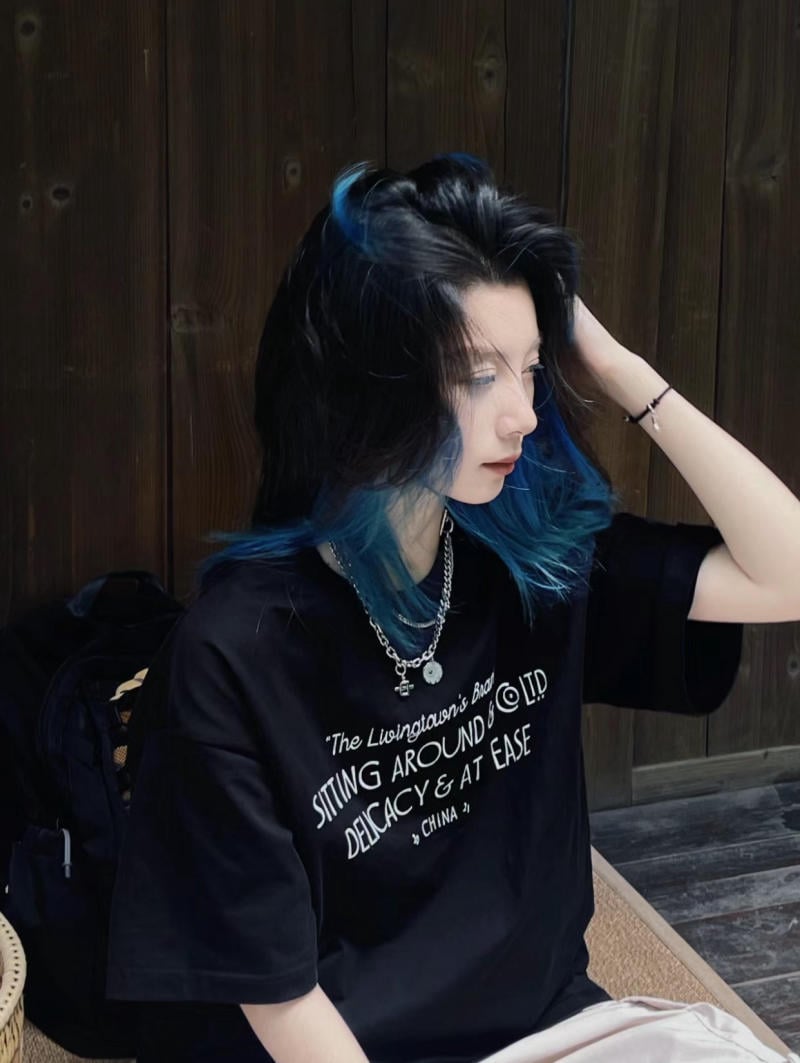 mau-xanh-den-phai-ra-mau-gi__1__82f36e8fda3e4c269416f65ab47dde04 Màu nhuộm xanh đen ombre