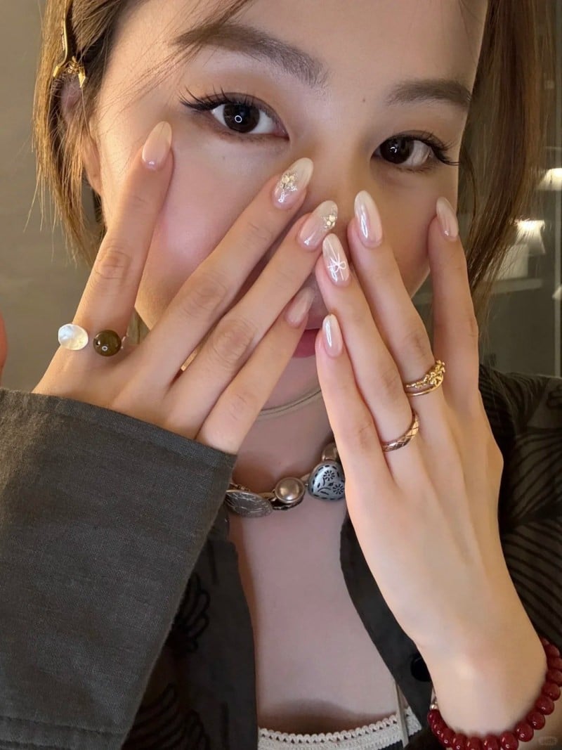 nail-don-gian-nhe-nhang-cardina-2-jpg_bda114bf5e4446d9a08baab98c45033f mẫu nail vẽ đơn giản nhẹ nhàng