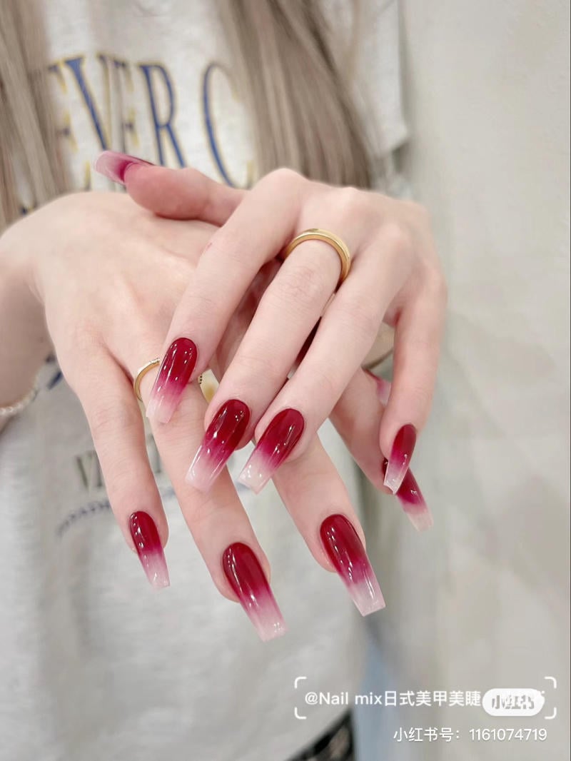 nail-ombre-dep__11__717712e034cf47d9840937862c119768 mẫu nail ombre đỏ