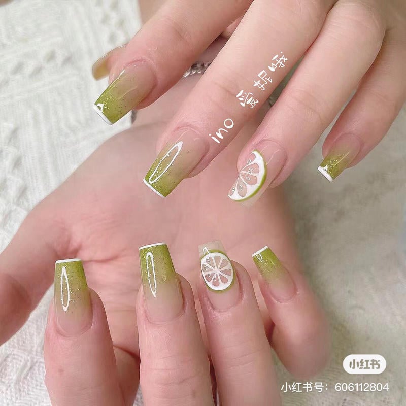 nail-ombre-dep__8__e665cddad8264d96aeb8a488989500c9 mẫu nail ombre đỏ