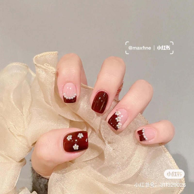 nail-tet-2023__2__b99ab1eac5724e71b271216c3ba8415a nail tết đỏ sang chảnh