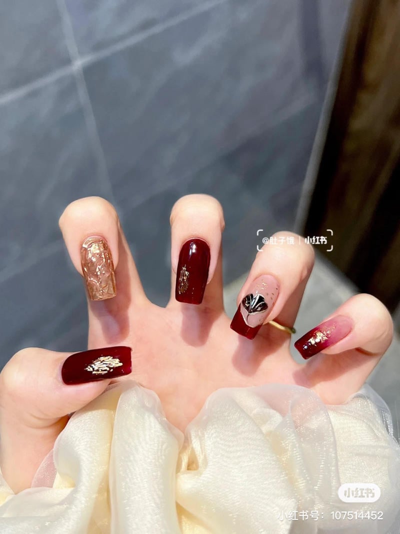 nail-tet-2023__9__25a11d3ef44948a38bbcaa7aee96ddf3 nail tết đỏ sang chảnh