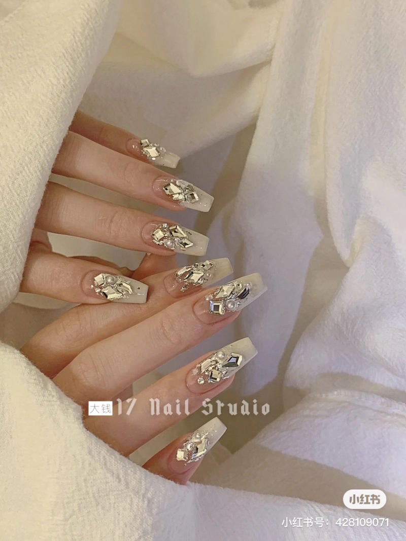 nail-tet-dep__44__ca986aaad8844e629fb0e56ee4859f85 nail tết charm xích