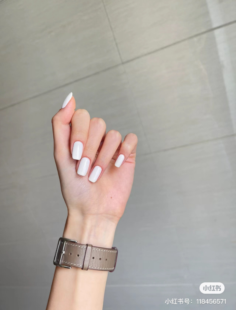 mẫu nail trắng