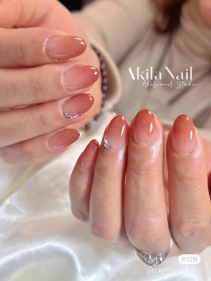 ombre-nails__16__f567f565f8084079a9a5a394e1b0a64d mẫu nail ombre cho người trung niên