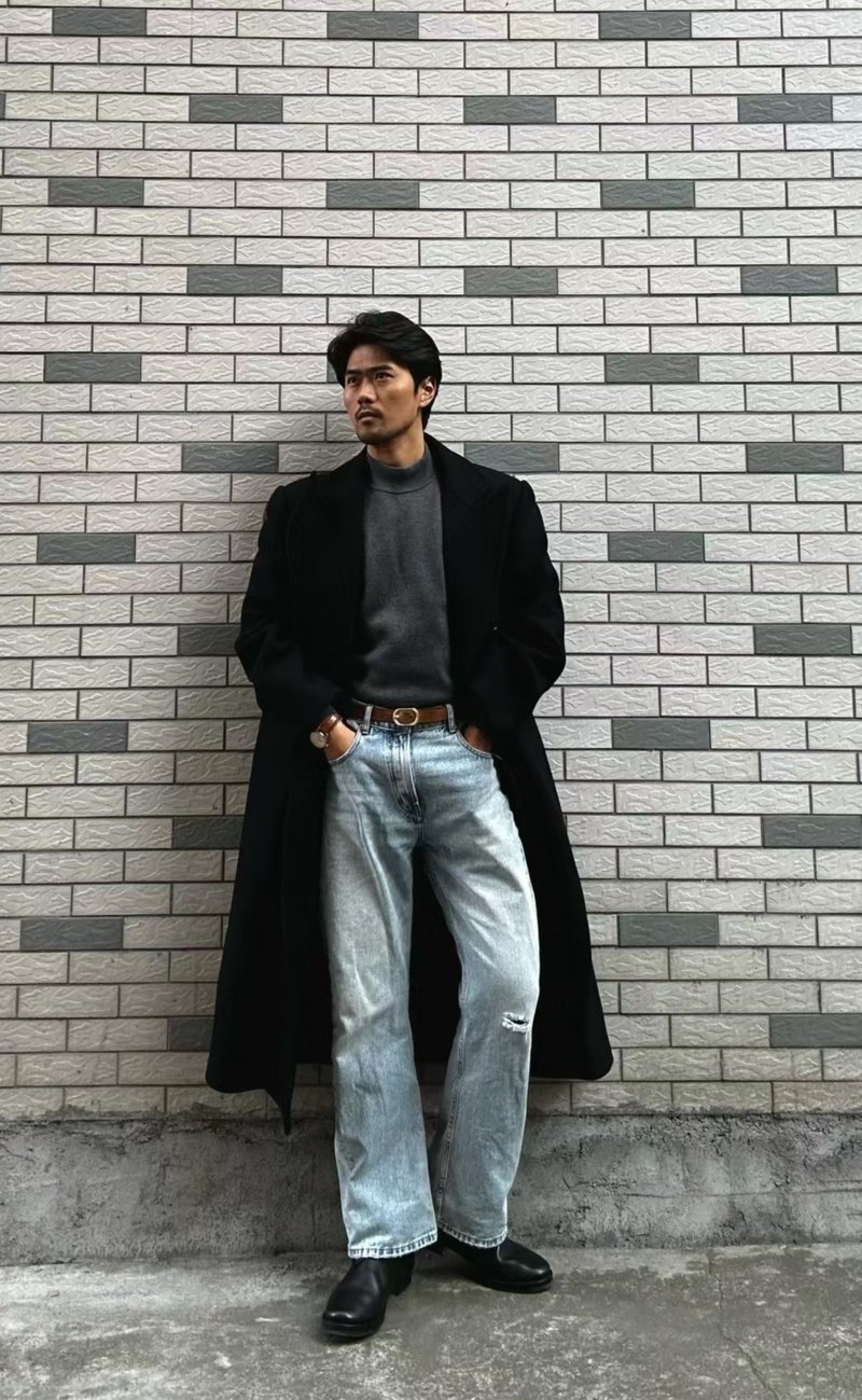 phoi-do-voi-ao-len-co-lo-nam__18__e9fe4e4344f443f59fec9289e0808e1b Quần jeans culottes và áo len cổ lọ nam