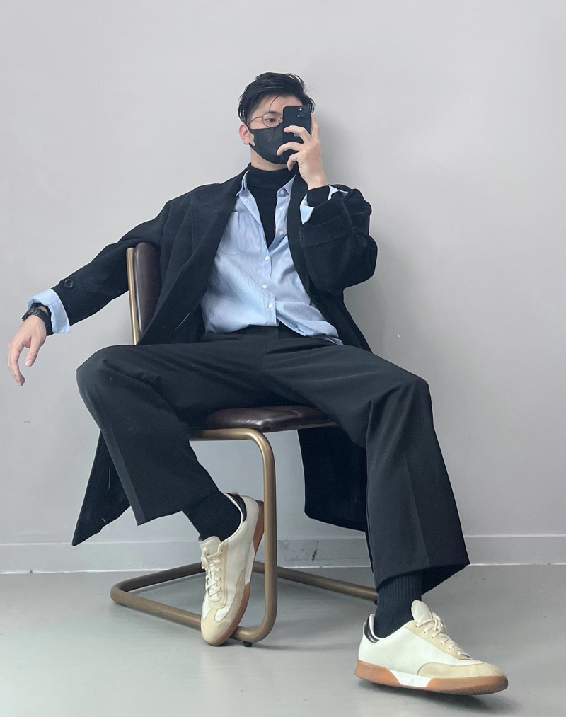 phoi-do-voi-ao-len-co-lo-nam__21__8070a4386b484886b9412ae0d5d6f6f9 Áo len cổ lọ và quần tây thanh lịch