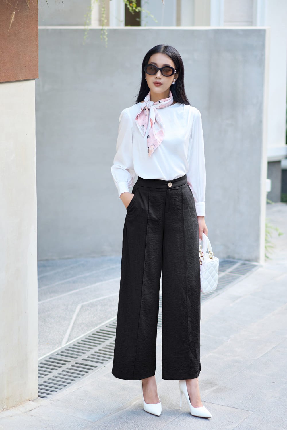 quan-suong-dui-cuc__4__a791c5dcb1b44f77b2461436090e7c7c người gầy chân nhỏ nên mặc quần gì