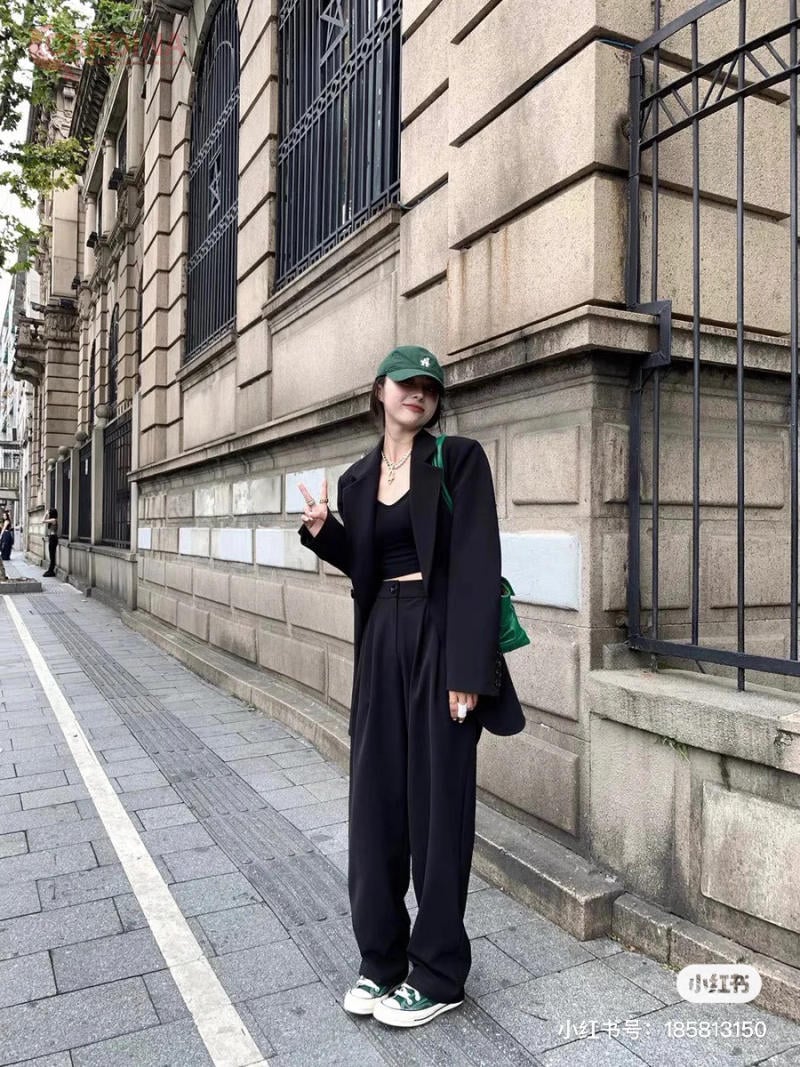 Phối blazer với quần tây ống rộng nữ