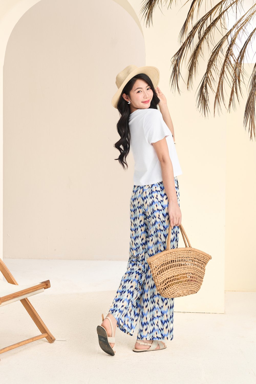 set-bo-nu__4__cb6b7478d0f04125845bef403221f46a người gầy chân nhỏ nên mặc quần gì