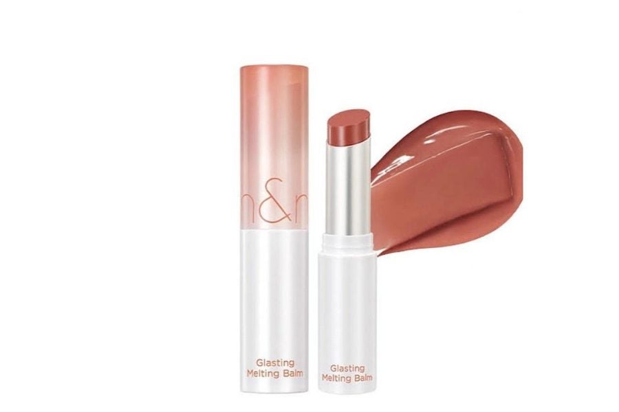 son-duong-romand__1__c6083fac56f14de1af39260b52ec082f Thiết kế son dưỡng Romand có màu Glasting Melting Balm