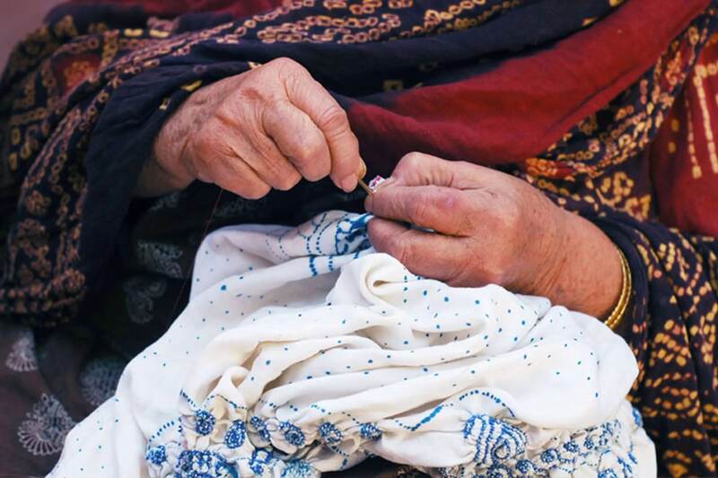 tie-dye-2__1__e08ebe606c254bdc8c41e655643c8f6b tie dye