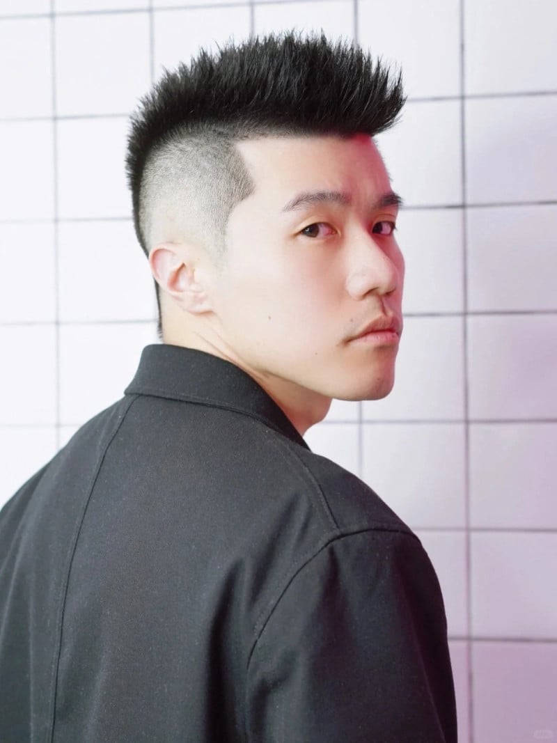 toc-dau-dinh-dep-nhat-cardina-11-jpg_8a090cf5a1f043bea9fedc23c564535f kiểu tóc đầu đinh Mohican