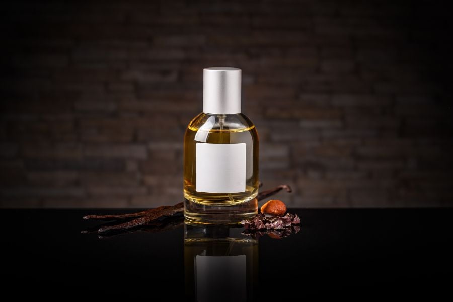 vani-__1__7c7d48203db74954a3dc6b768a40c114 Bảo quản nước hoa đúng cách